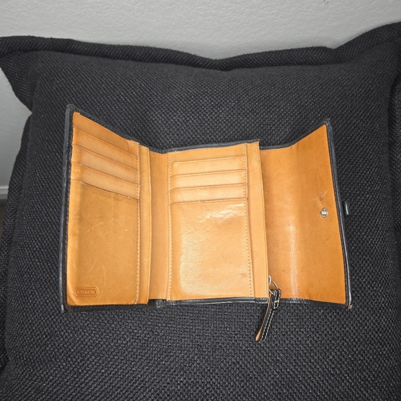 Coach Tan and Black Signature Wallet - Picture 2 of 4